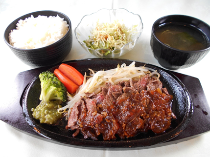 馬肉鉄板焼きの写真